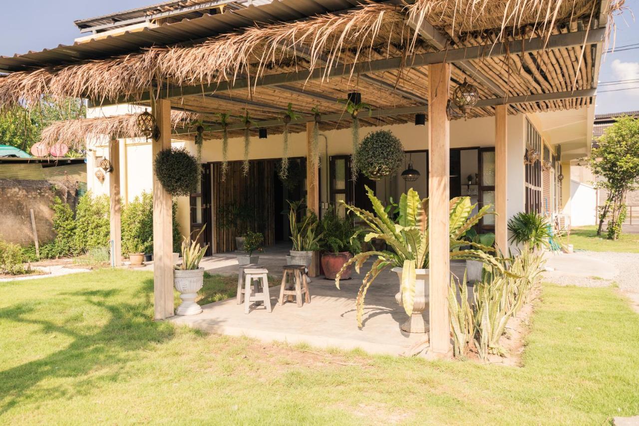 The Oldtale Hotel Chiang Mai Exterior foto